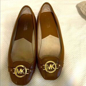 Michael Kors Leather Brown and Gold Flats Loafers with Signature Design Size 10